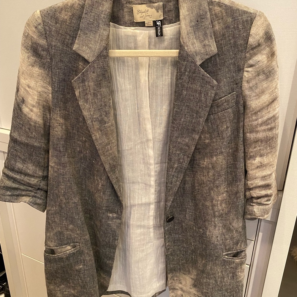 Elizabeth and james boyfriend blazer